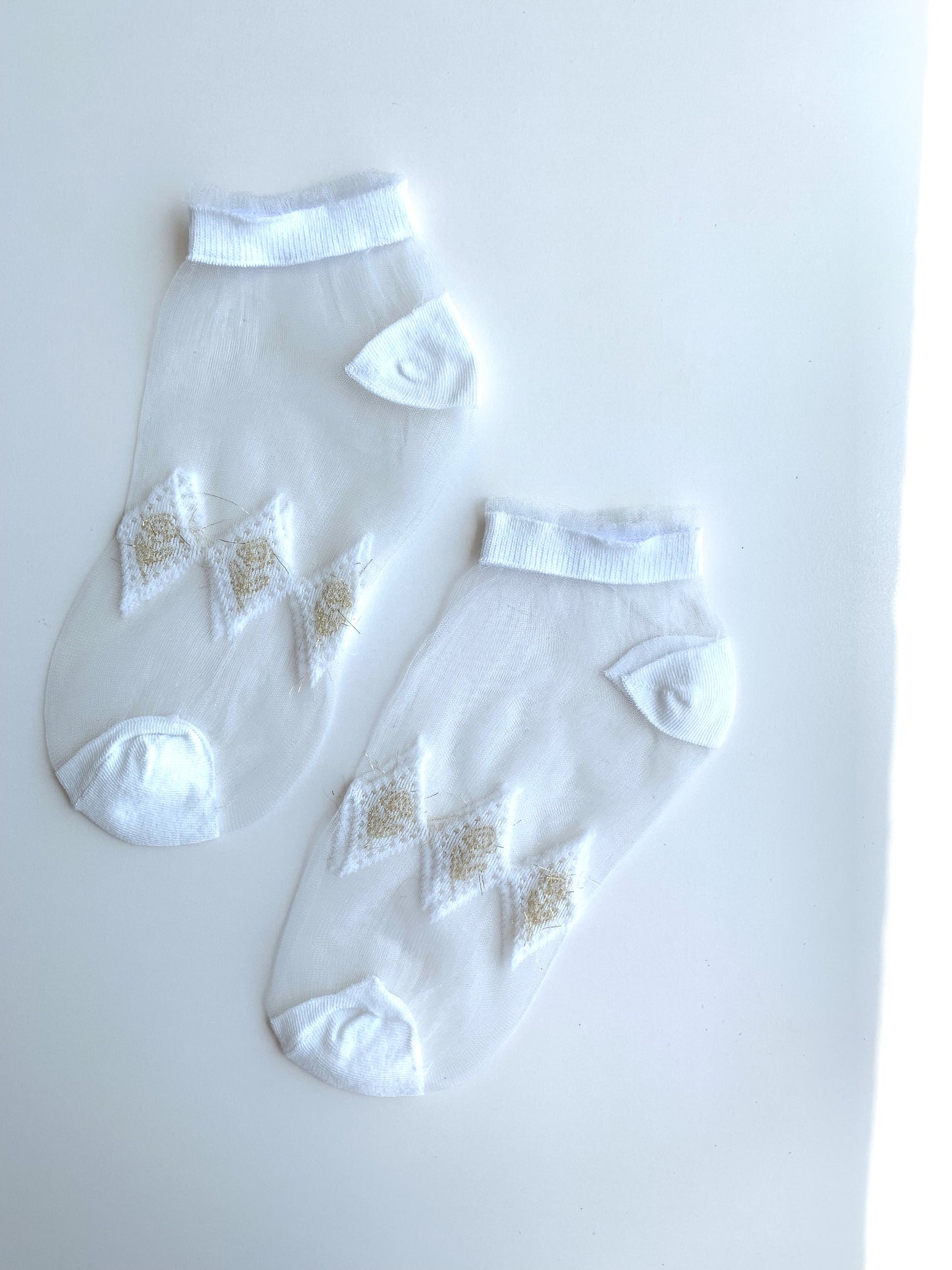 Diamond Patterned White Colored Tulle Booties Socks