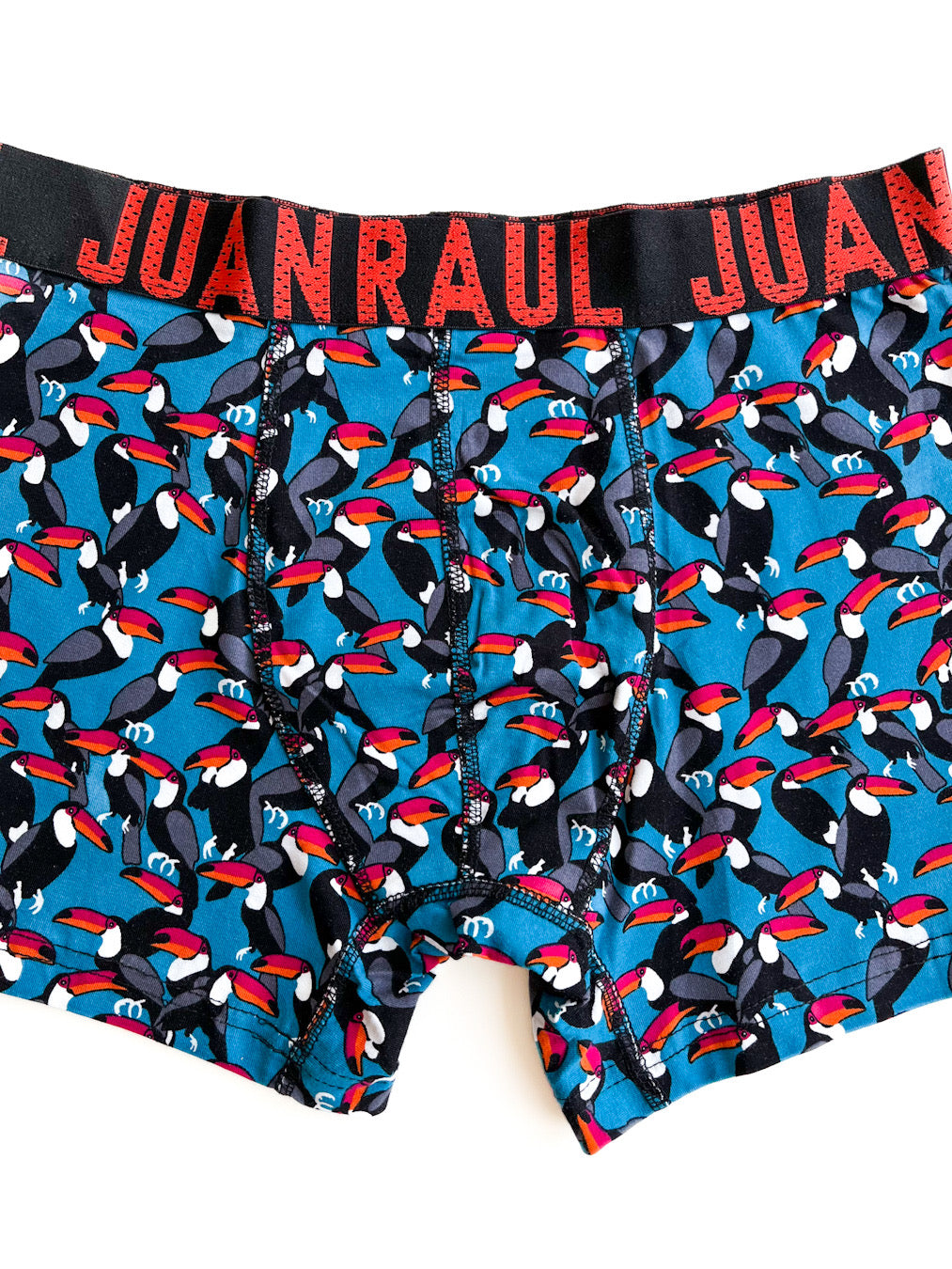 Tukan Kuşu Detaylı Boxer