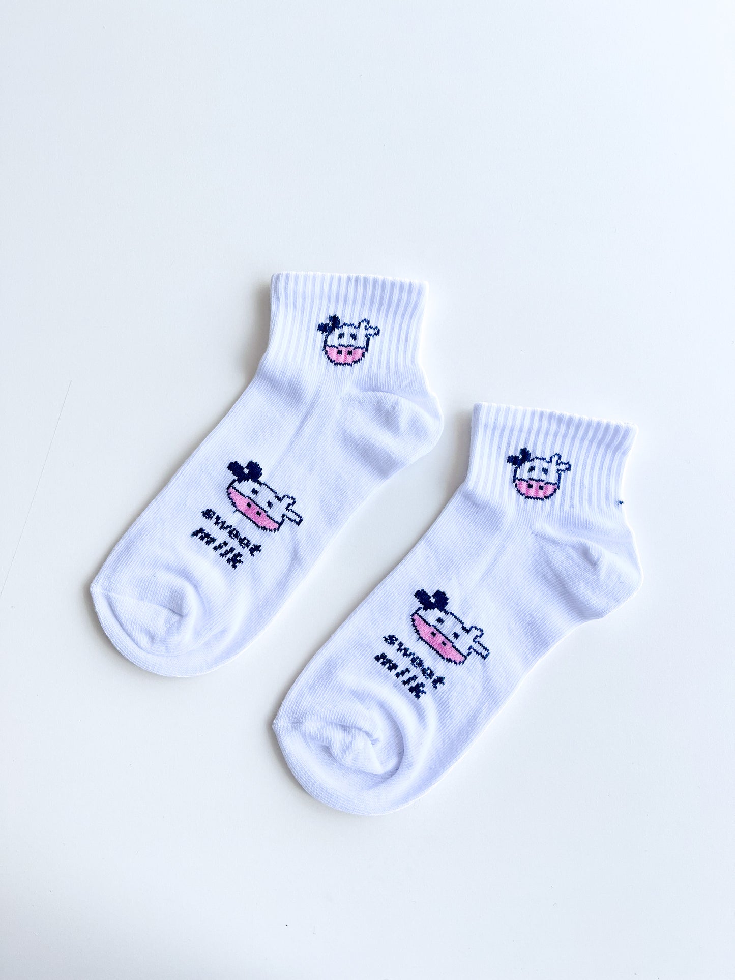 Cow Detailed Booties Socks