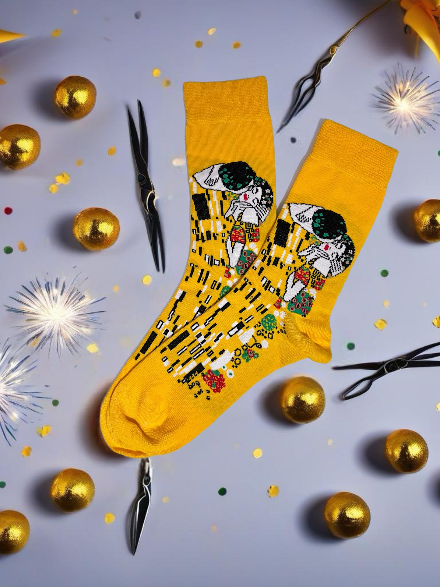Kiss table detail yellow socks