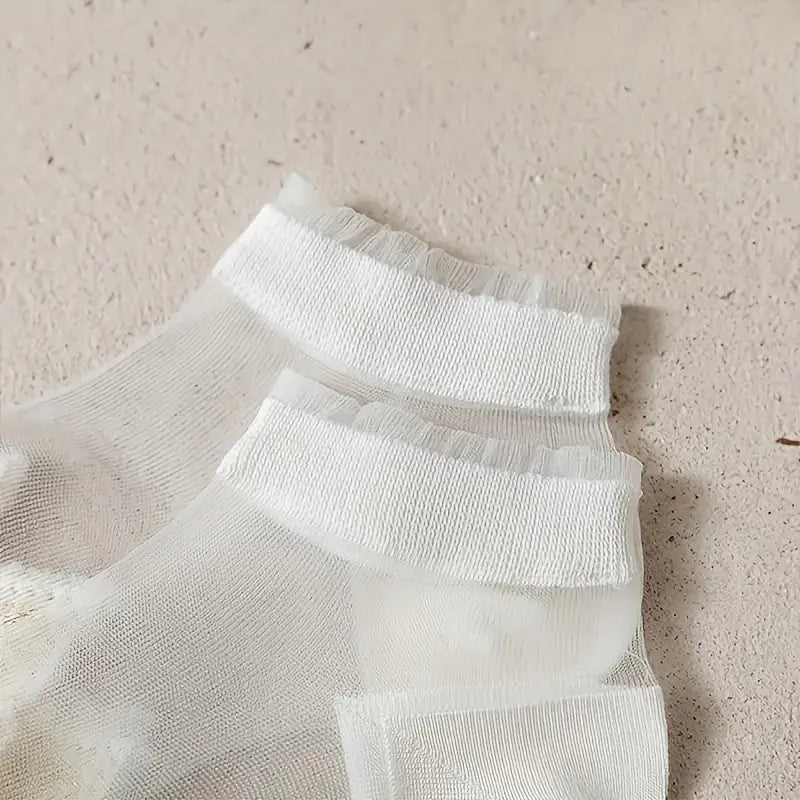 Diamond Patterned White Colored Tulle Booties Socks