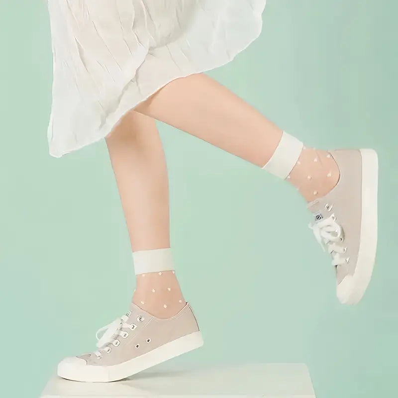 Dot Patterned White Colored Tulle Socks