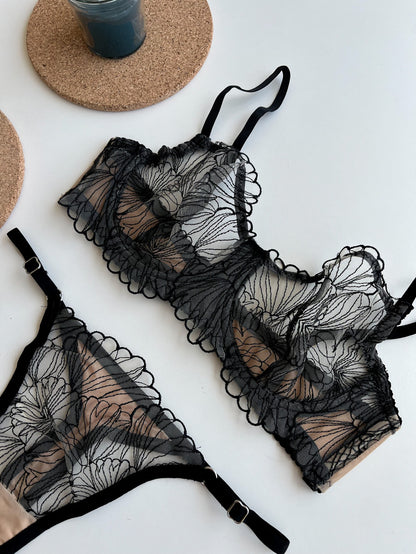 Siyah - Krem Kıvrım Detaylı Lingerie Takım