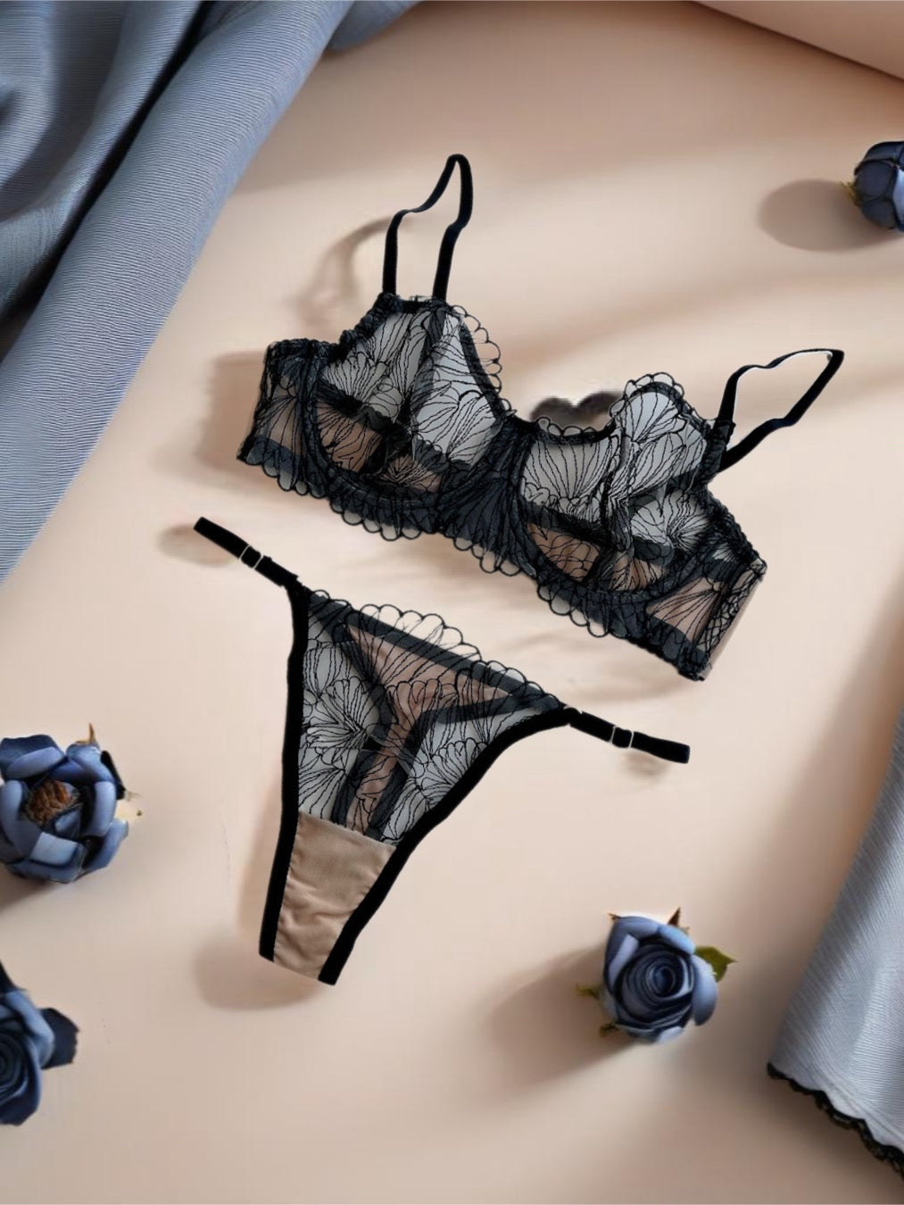 Siyah - Krem Kıvrım Detaylı Lingerie Takım